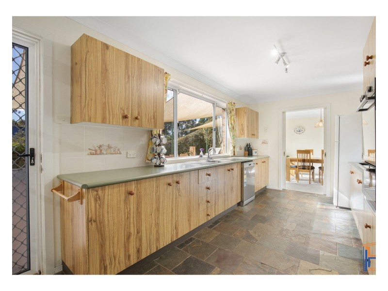 103 The Avenue, Armidale NSW 2350