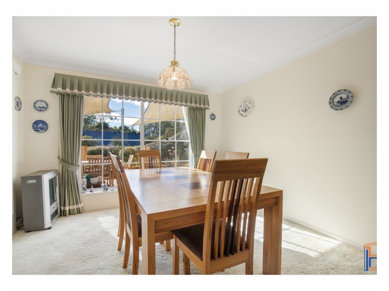 103 The Avenue, Armidale NSW 2350