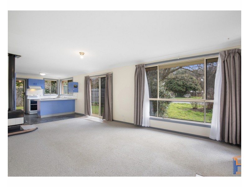 1/20 White Avenue, Armidale NSW 2350