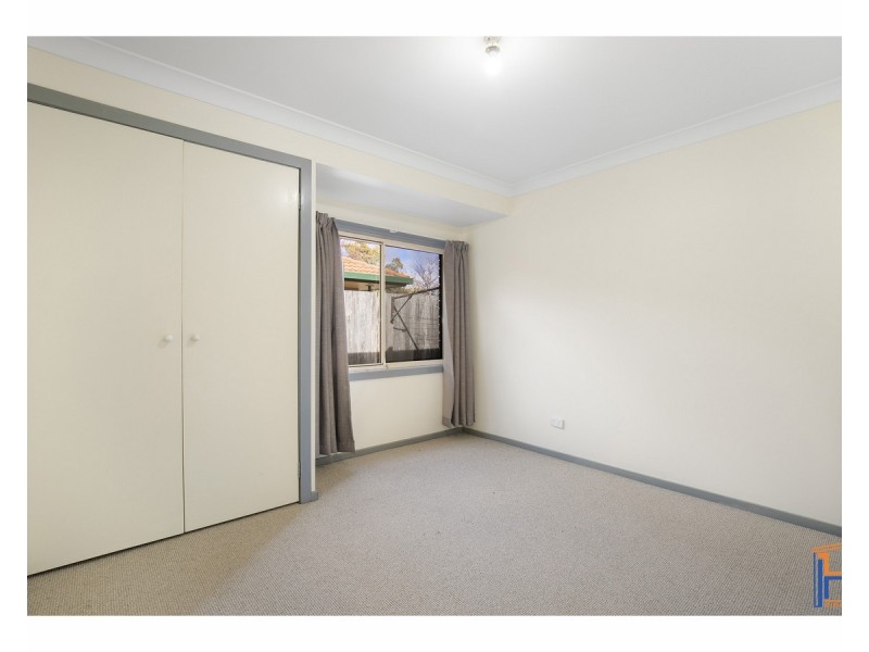 1/20 White Avenue, Armidale NSW 2350