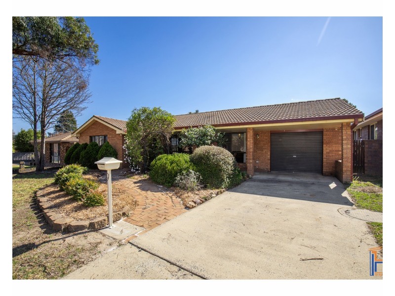 9 Forster Avenue, Armidale NSW 2350