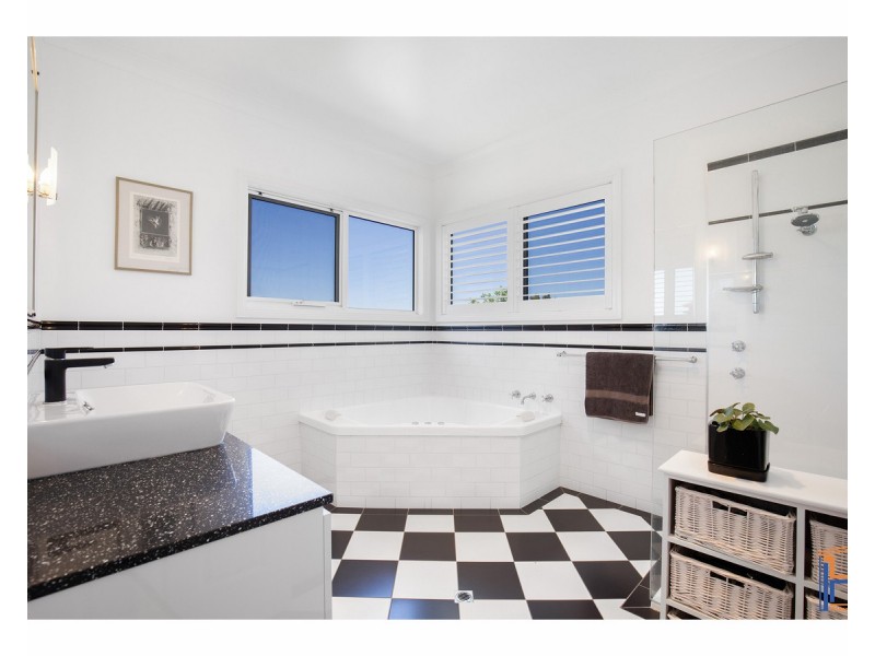 203 Faulkner Street, Armidale NSW 2350