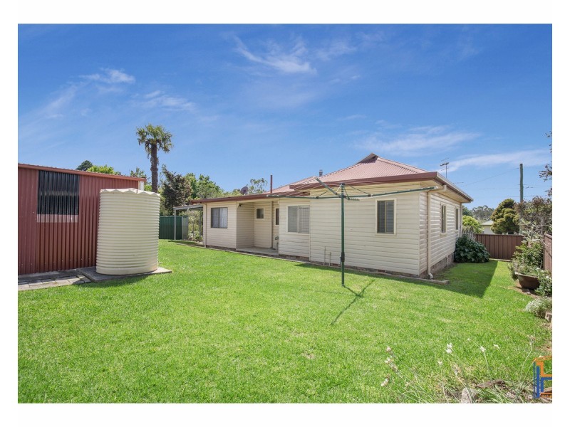 30 Taylor Street, Armidale NSW 2350