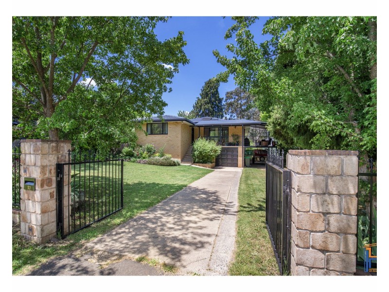 13 Mayfield Avenue, Armidale NSW 2350