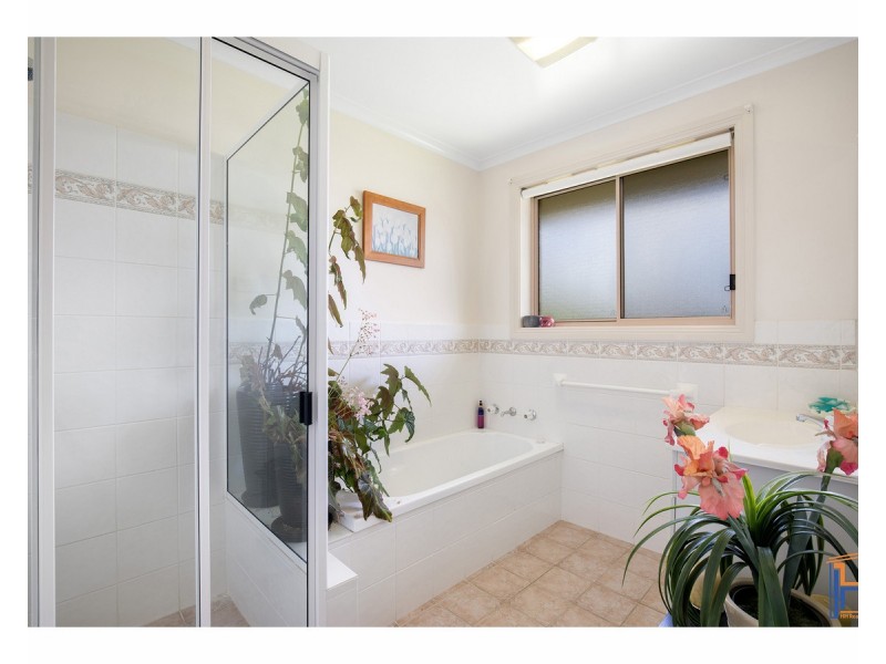75 Norris Drive, Armidale NSW 2350