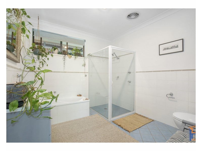 19 Sutherland Avenue, Armidale NSW 2350