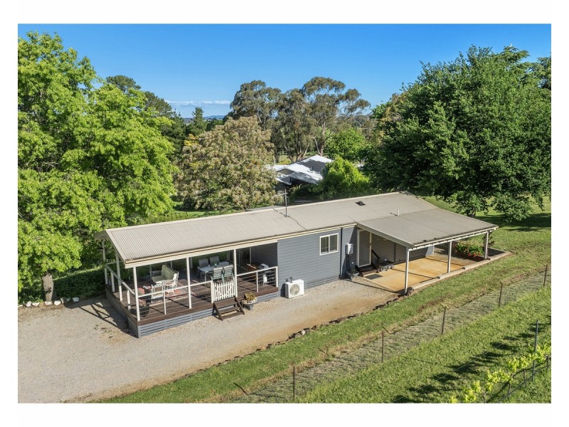19 Sutherland Avenue, Armidale NSW 2350