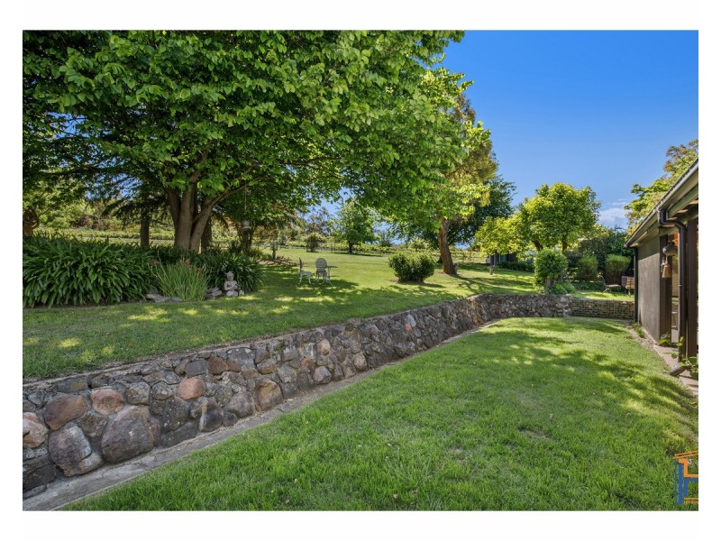 19 Sutherland Avenue, Armidale NSW 2350