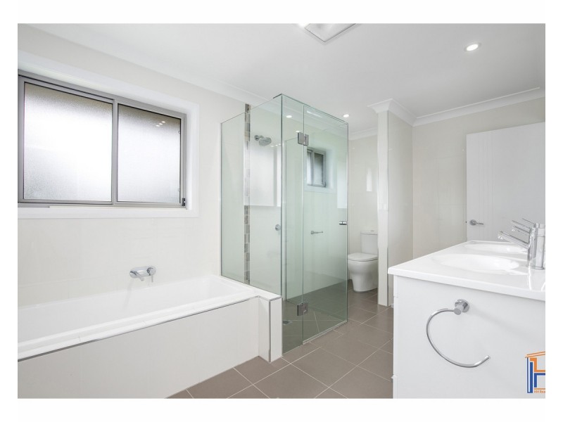 12 Hardman Close, Armidale NSW 2350