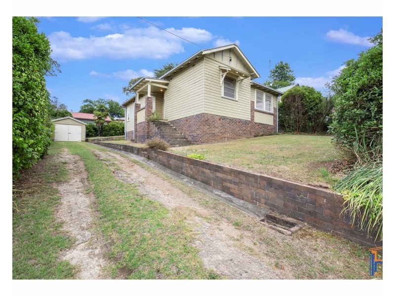 64 Dangar Street, Armidale NSW 2350