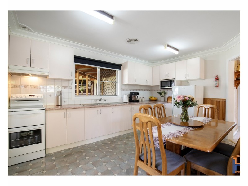 10 Claude Street, Armidale NSW 2350