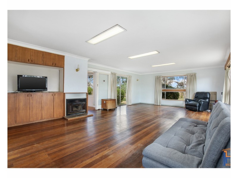 102 Apple Tree Hill Drive, Armidale NSW 2350
