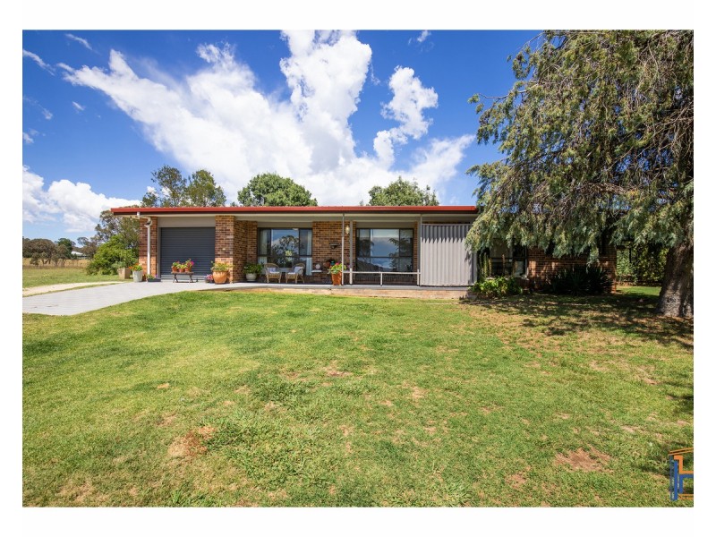 57 Blanch Road, Armidale NSW 2350