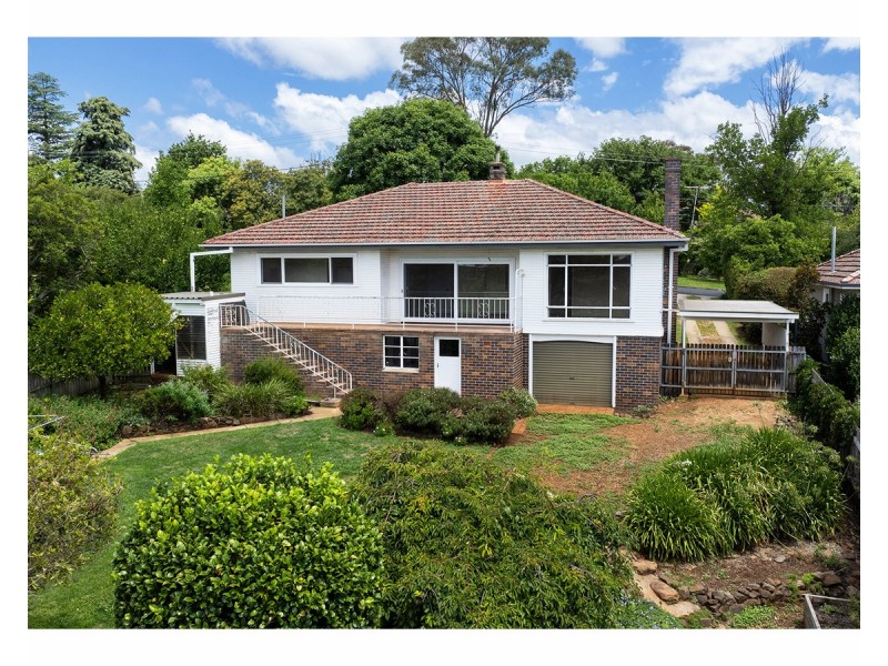 29 Garibaldi Street, Armidale NSW 2350