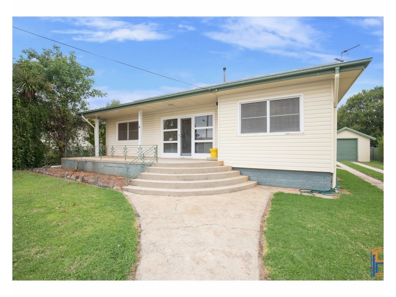 6 James Avenue, Armidale NSW 2350