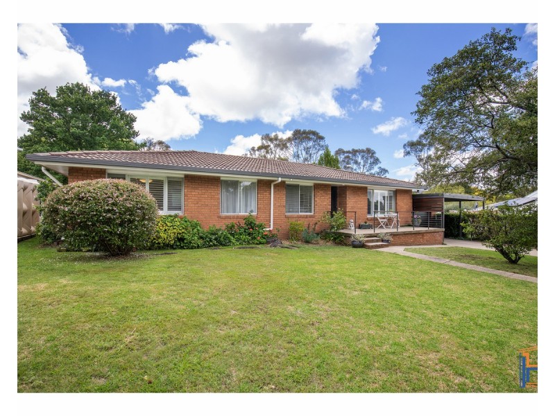 6 Kathleen Crescent, Armidale NSW 2350