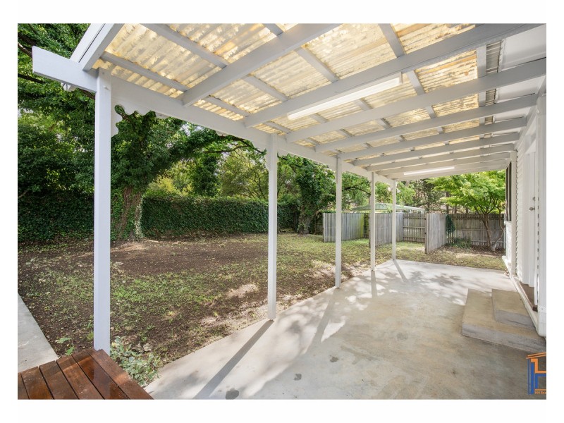 77 Queen Elizabeth Drive, Armidale NSW 2350