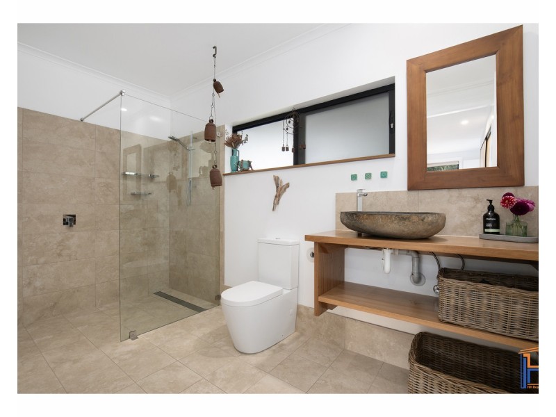 1 Salmon Avenue, Armidale NSW 2350