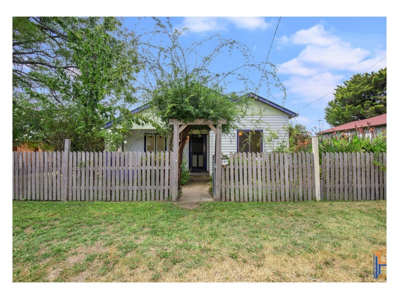 167 Mossman Street, Armidale NSW 2350