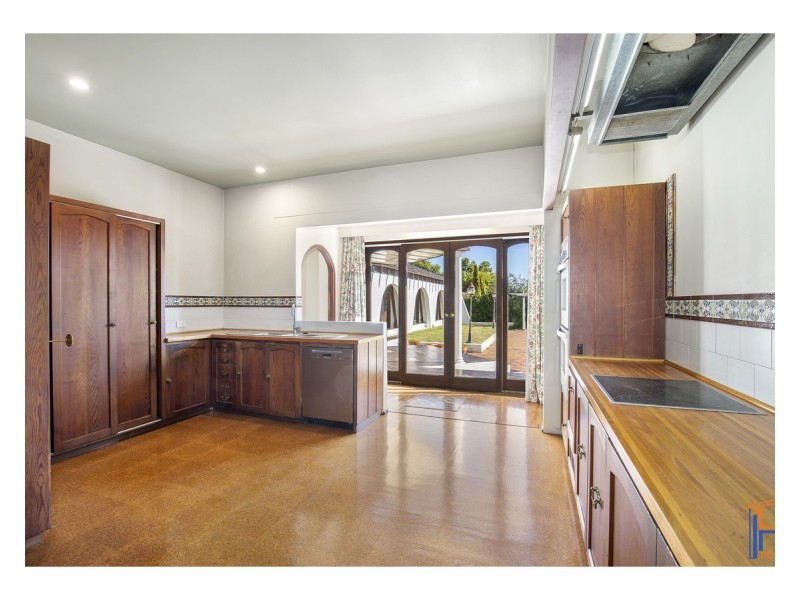 162 Marsh Street, Armidale NSW 2350