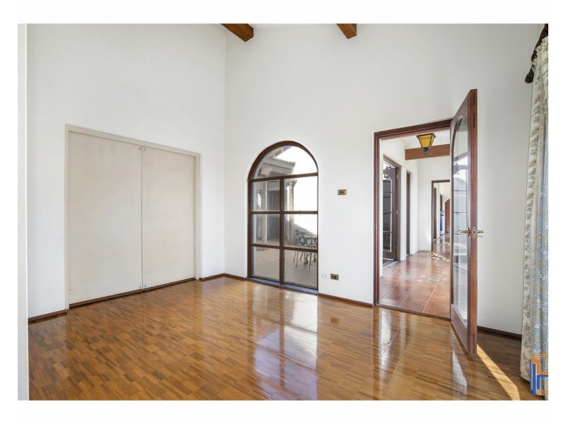 162 Marsh Street, Armidale NSW 2350