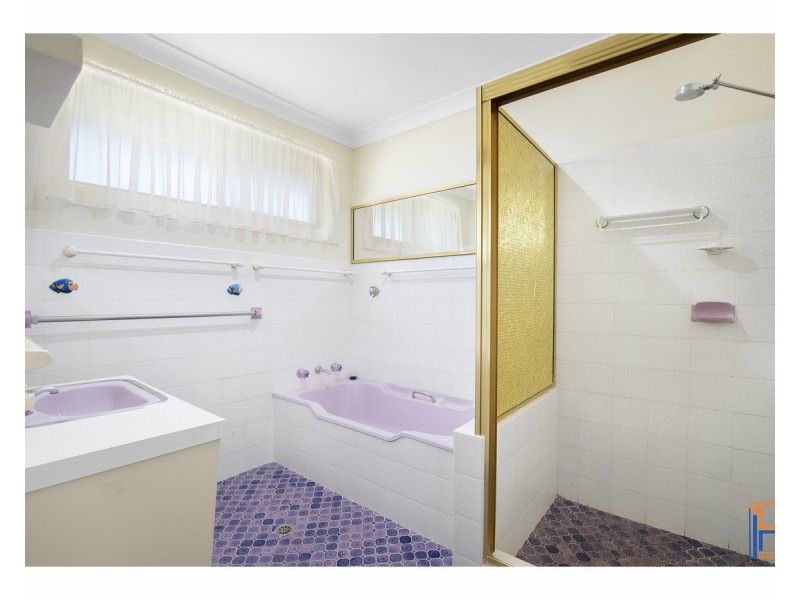 18 Watson Avenue, Armidale NSW 2350