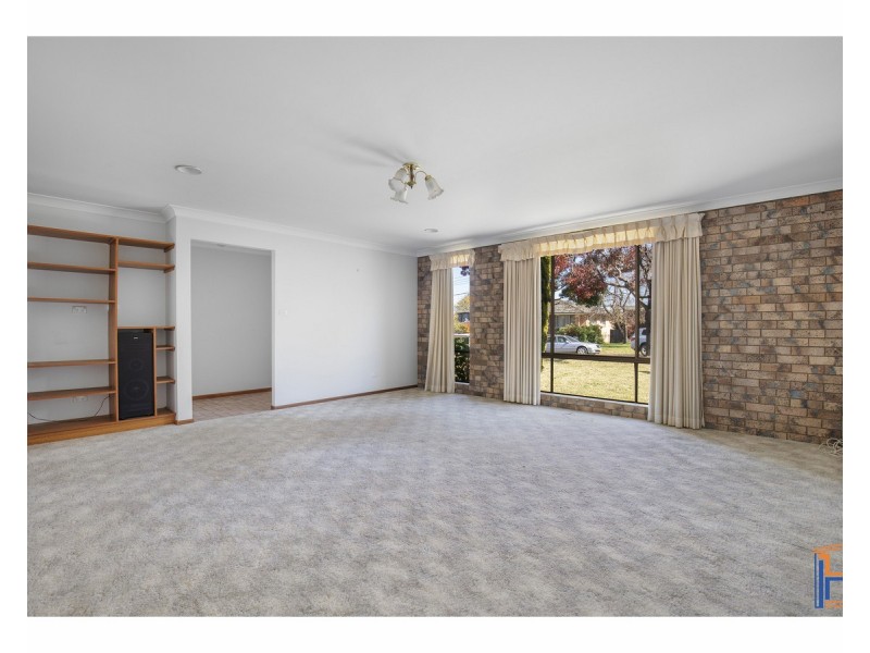 3 Hughes Place, Armidale NSW 2350