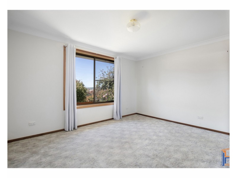 3 Hughes Place, Armidale NSW 2350