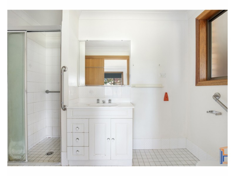 3 Hughes Place, Armidale NSW 2350