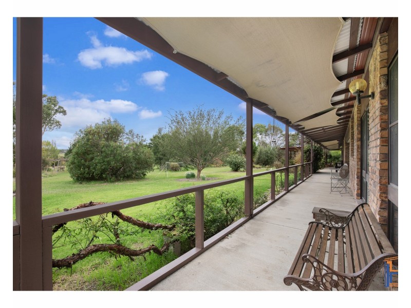 37 Inces Road, Armidale NSW 2350