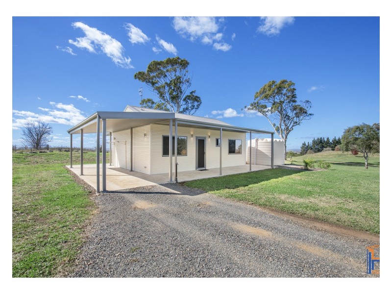 108 Lynland Drive, Armidale NSW 2350