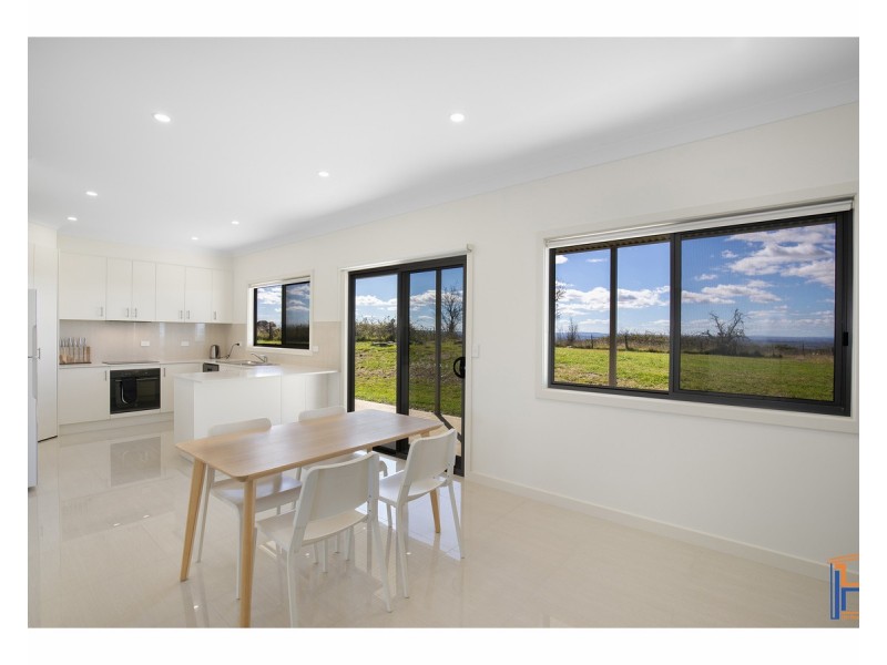 108 Lynland Drive, Armidale NSW 2350