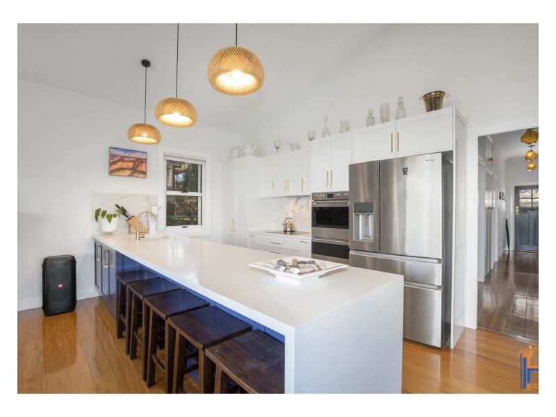 94 Mossman Street, Armidale NSW 2350