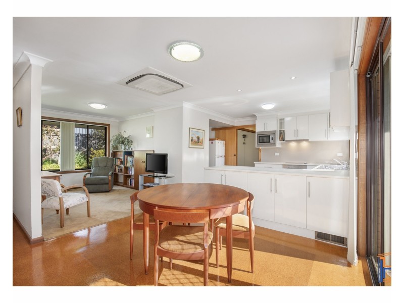 8 Barclay Street, Armidale NSW 2350