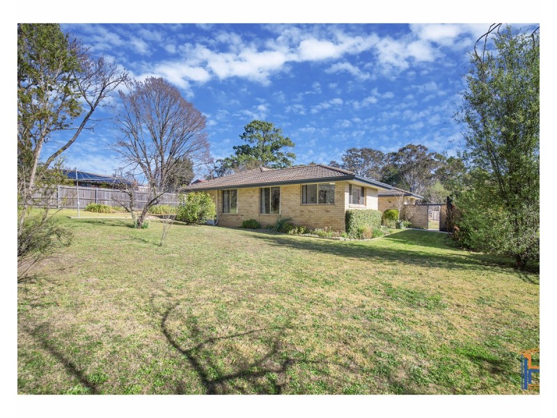 8 Barclay Street, Armidale NSW 2350