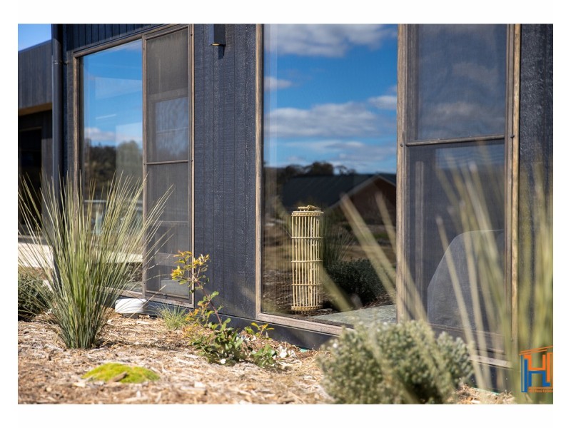 7 Rujala Lane, Armidale NSW 2350