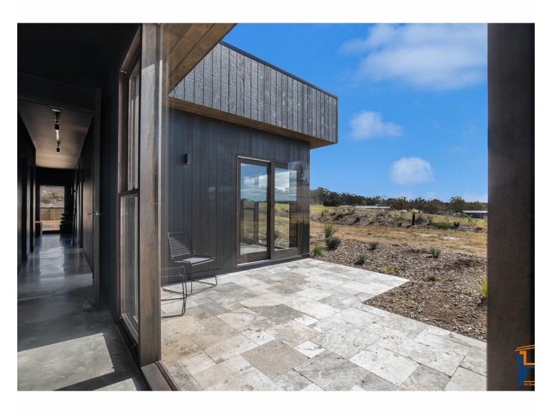 7 Rujala Lane, Armidale NSW 2350