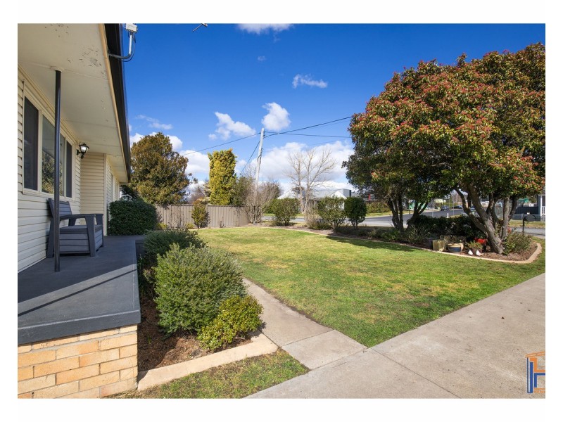 11 Drew Street, Armidale NSW 2350