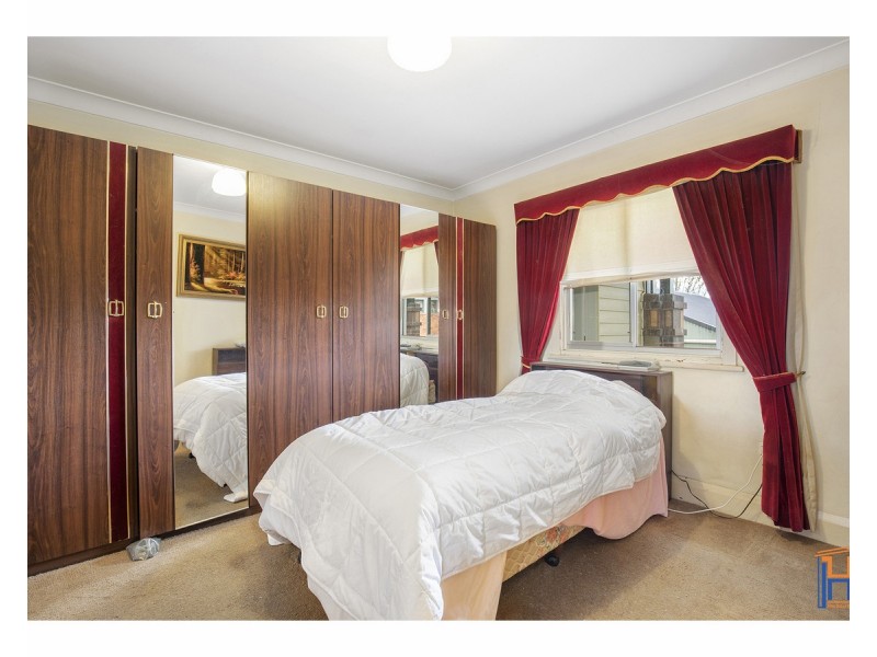 2 McShane Avenue, Armidale NSW 2350