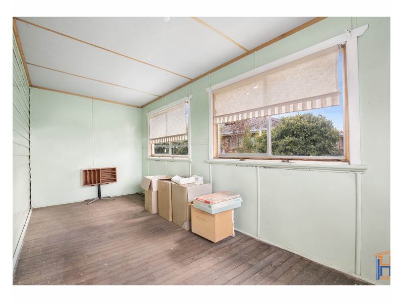 2 McShane Avenue, Armidale NSW 2350