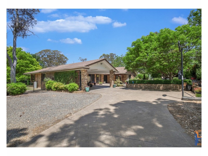 13 Taylor Street, Armidale NSW 2350