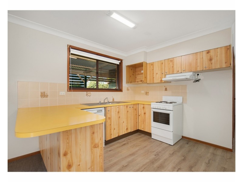 6 Glass Street, Armidale NSW 2350