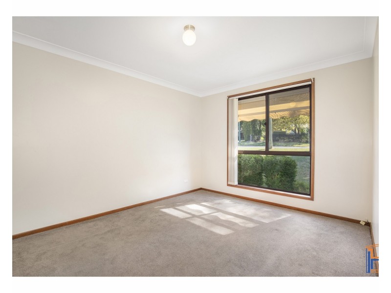 6 Glass Street, Armidale NSW 2350