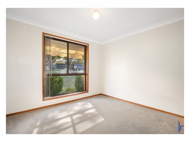 6 Glass Street, Armidale NSW 2350