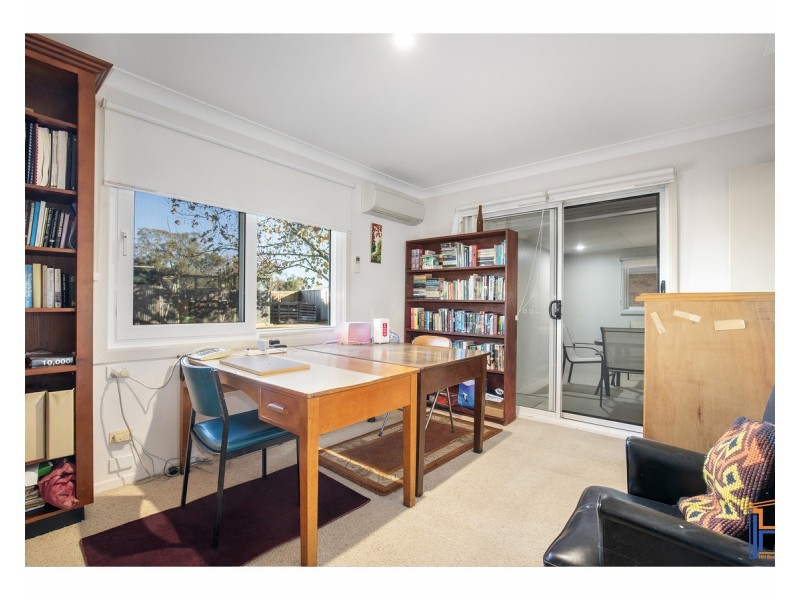 36 Crest Road, Armidale NSW 2350