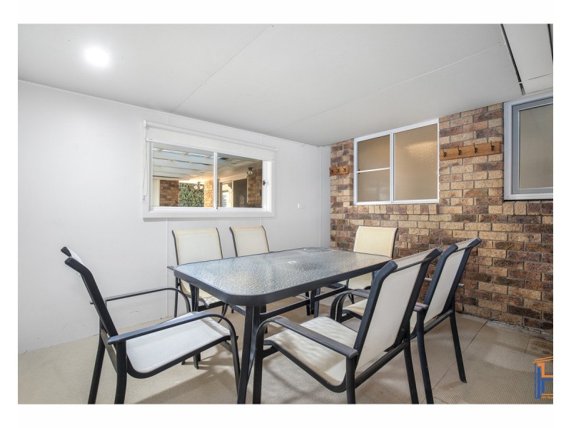 36 Crest Road, Armidale NSW 2350