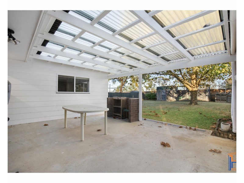 36 Crest Road, Armidale NSW 2350