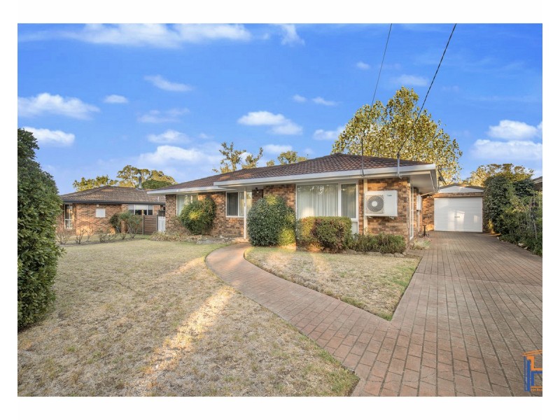 36 Crest Road, Armidale NSW 2350