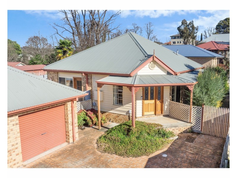 64B Marsh Street, Armidale NSW 2350
