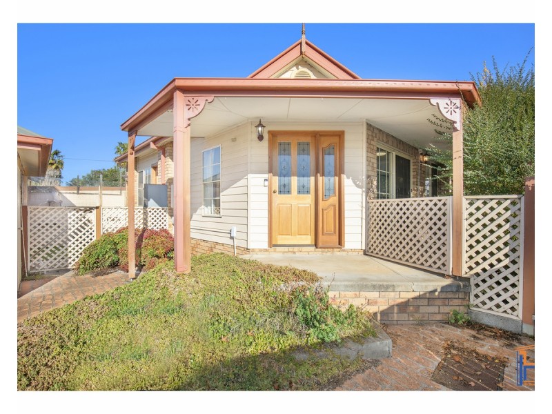 64B Marsh Street, Armidale NSW 2350